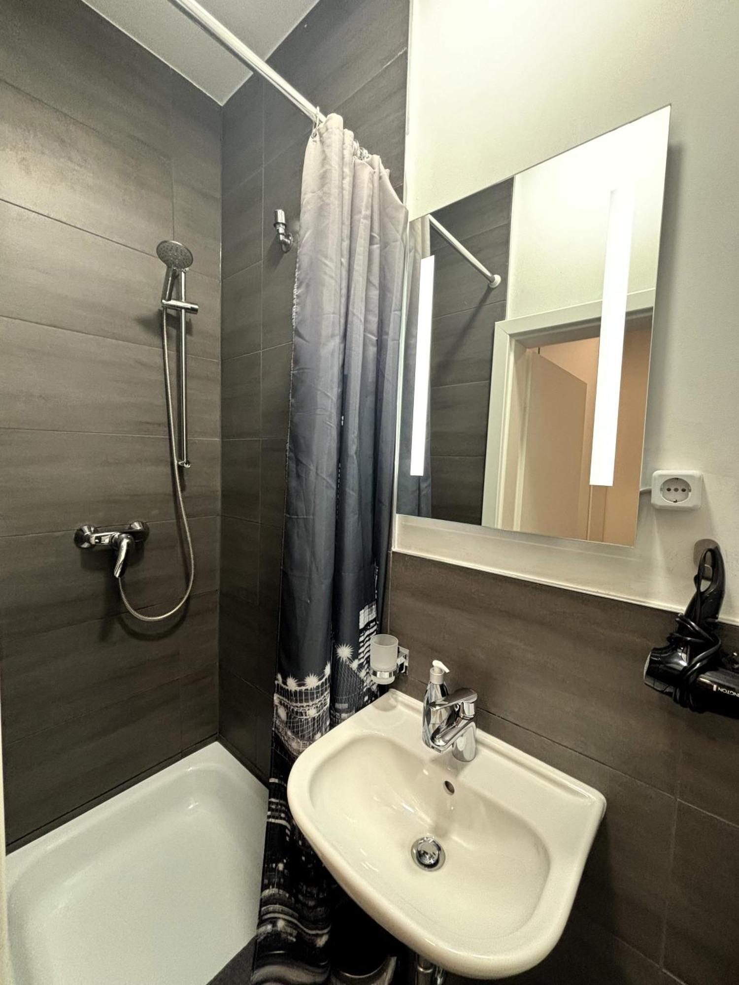 Boutique Hotel Q8 By Simplex Germersheim Εξωτερικό φωτογραφία